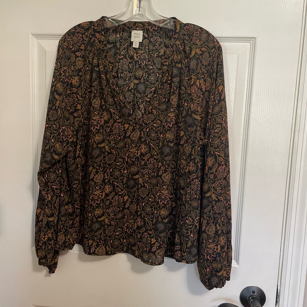 Chic Paisley Long Sleeve Blouse